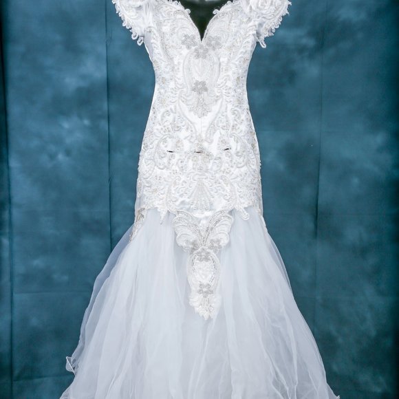 Vintage Wedding Dress + Vail  Mermaid White 4 - Picture 4 of 16